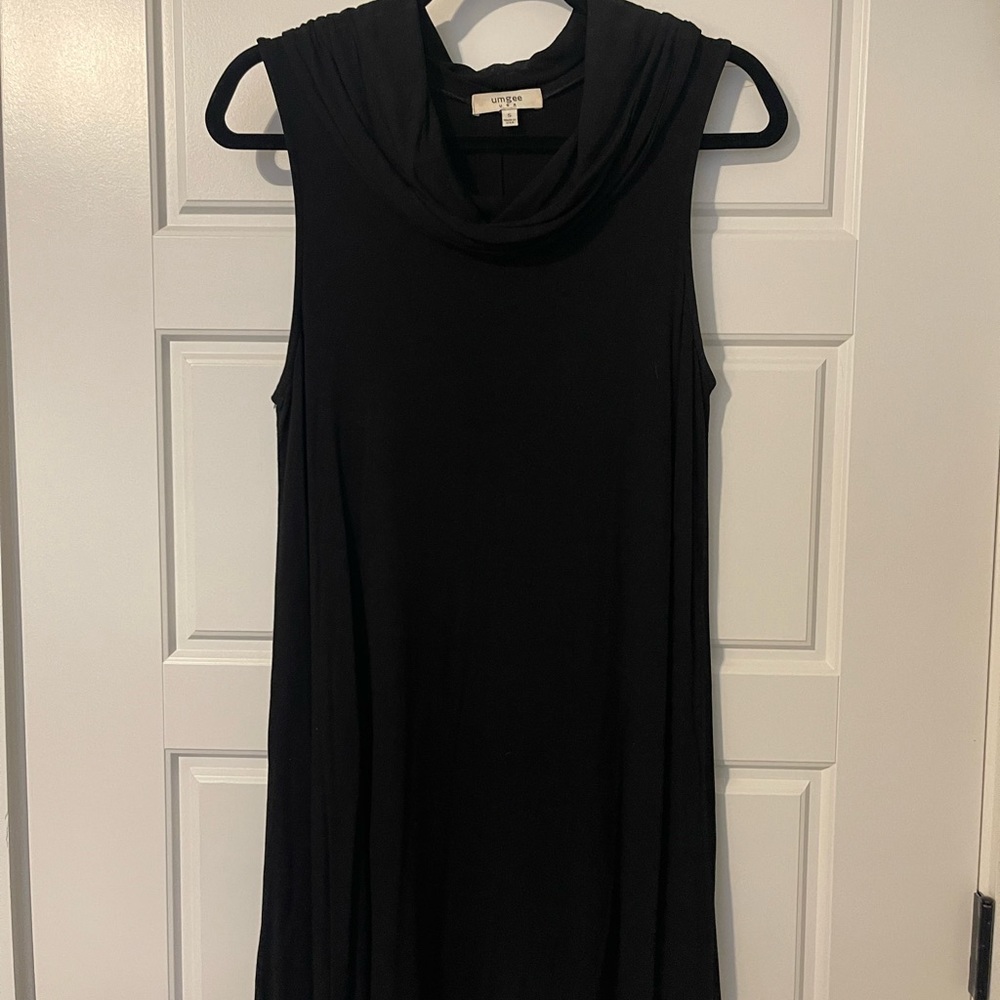 Umgee// black dress